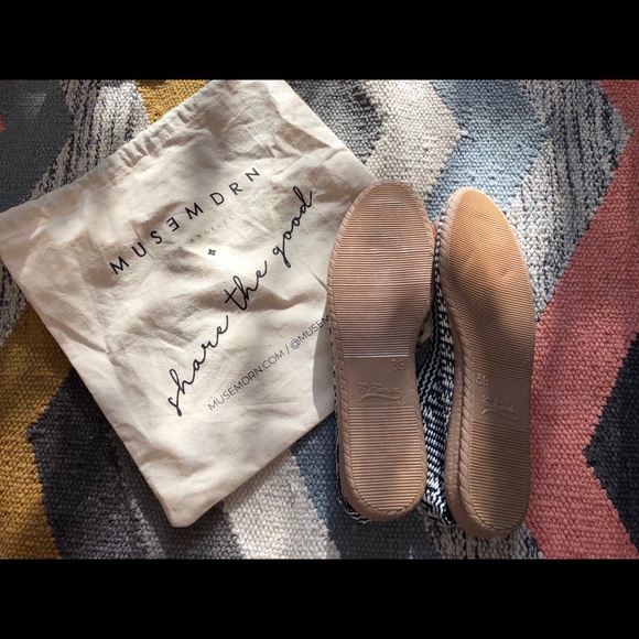 New Muse Mdrn Espedrilles size 39 - Picture 2 of 4